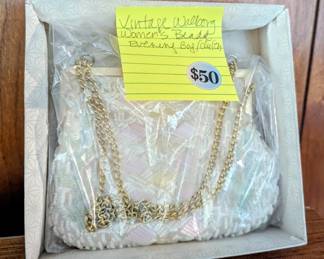 Women's vintage clutch.