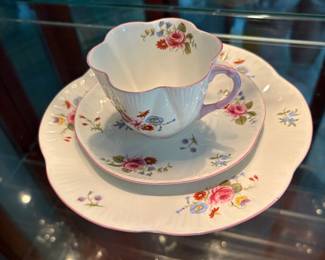Shelley England Tea cup trio Dainty shape