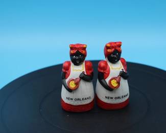 salt and pepper shaker