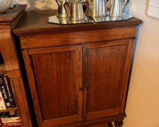 Music cabinet