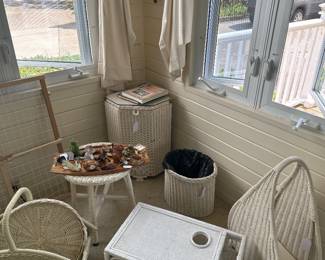 Wicker Accessories