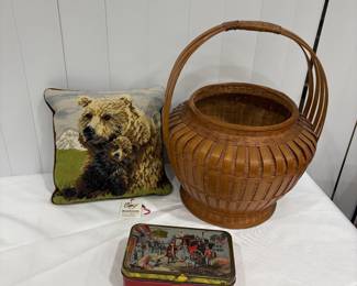 Needlepoint pillow basket 