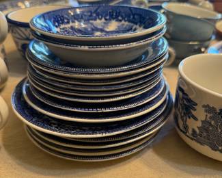Blue motif vintage servingware