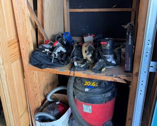 wet dry vac, storage cupboard