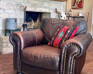 COWHIDE RUGS