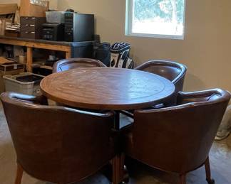 POKER TABLE WITH 4 ROLLING BARREL CHAIRS