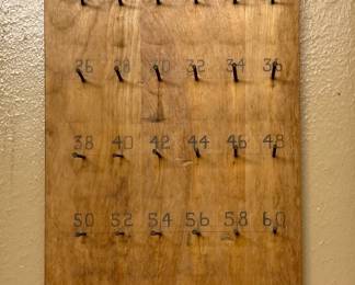 VINTAGE HANGING HOTEL KEY BOARD