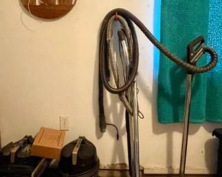 VINTAGE KIRBY VACUUM