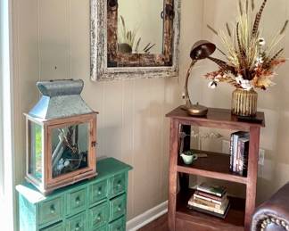 SHABBY CHIC STORAGE , FLORAL ARRANGEMENTS