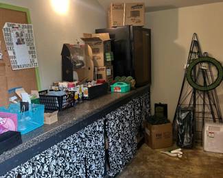 WORK BENCH