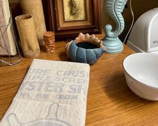 VINTAGE OYSTER SHELL SACK