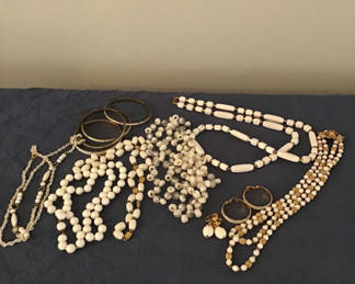 Lot 252: An assortment of white bead jewelry