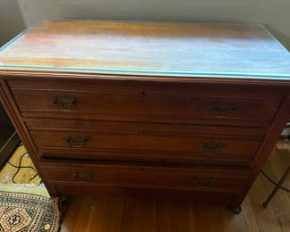 Lot 213: Antique five-drawer wooden chest with glass top