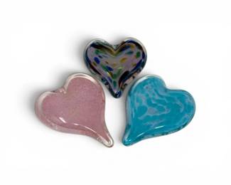 130 3HandBlownArtGlassHeartPaperweightsAquaPinkConfetti