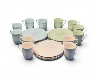 136 LenoxButterflyMeadowDessertPlatesMugs24Pieces