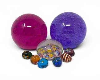 173 VintageMillefioriStyleBubbleArtGlassPaperweightswGlassEggs