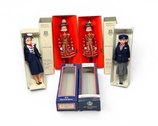 198 BritishAirwaysStewardessDollsHMTowerofLondonYeomen