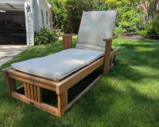 Chaise Lounge with Cushion