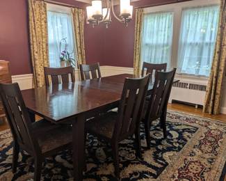 Dining Table and 6 Chairs with 2 Leaves