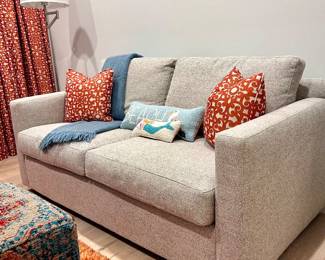 Crate & Barrel