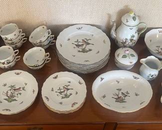 Outstanding set of hand-painted Herend Rothschild Bird pattern dinnerware.