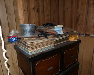 Loaded basement check all pictures to see what's down there.  Please bring a flashlight expect to be very careful walking over a bumpy surface!!