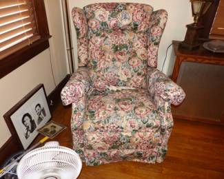 Floral wingback recliner