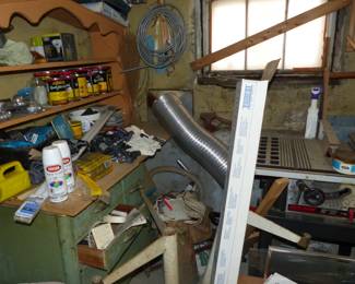Tool area, Loaded basement check all pictures to see what's down there.  Please bring a flashlight