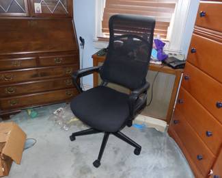 Desk chair
