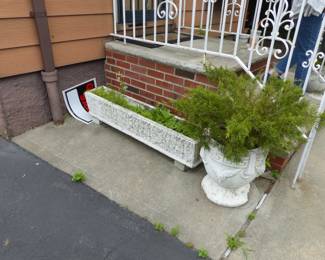 Outdoor planters