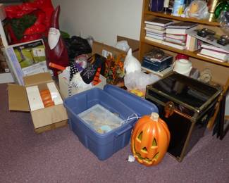 Assorted items including Halloween