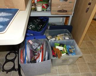 Basement with lots of assorted things!!