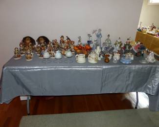 Hummels, Lladros, Royal Doulton figurines & other bric-a-brac