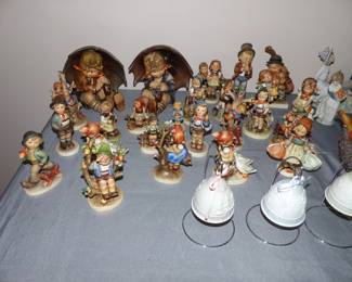 Hummels, Lladros, Royal Doulton figurines & other bric-a-brac