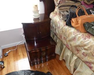 Master bedroom dresser, chest, pair of night tables & bed