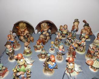 Hummels, Lladros, Royal Doulton figurines & other bric-a-brac