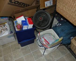 Basement with lots of assorted things!!