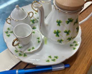 Child's set 
