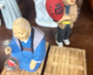 Japanese figures with separate mats