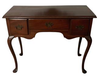 460 - Queen Anne Style Mahogany Console Table (Description): 30"x38"x18"