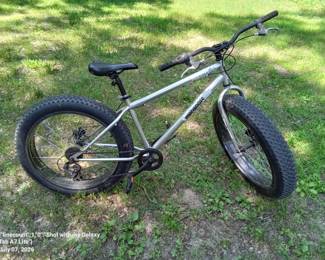 26 inch Mongoose Fat Tires Bike