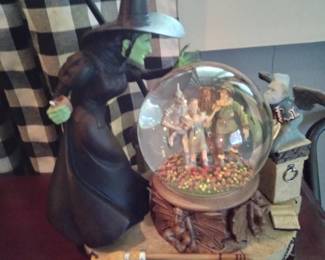 Musical Snow globe