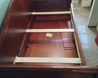 Trundle Twin Bed ( no mattress or box spring