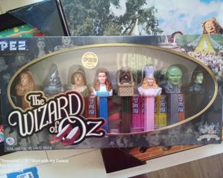 Wizard of Oz Pez Dispensers new in b9x