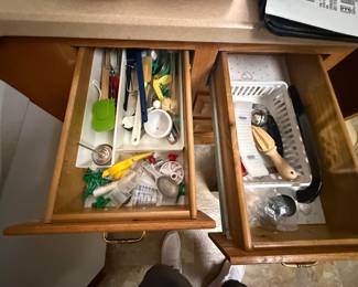 kitchen utensils 