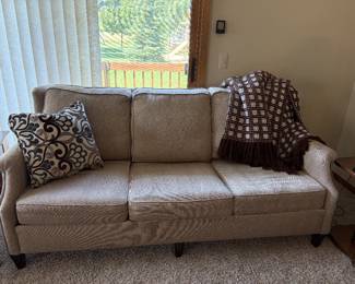Nice Flexsteel couch