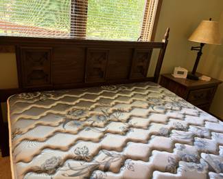 Full size mattress and head board 