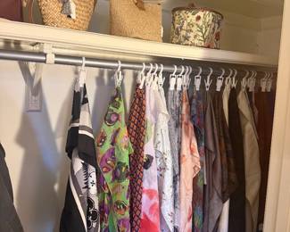 Women’s Scarves and Bags