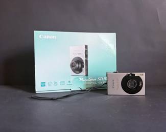 NEW Canon PowerShot SD1000 Digital ELPH 7.1MP Camera with Box Accessories