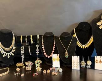 Statement Rhinestone Fashion Jewelry